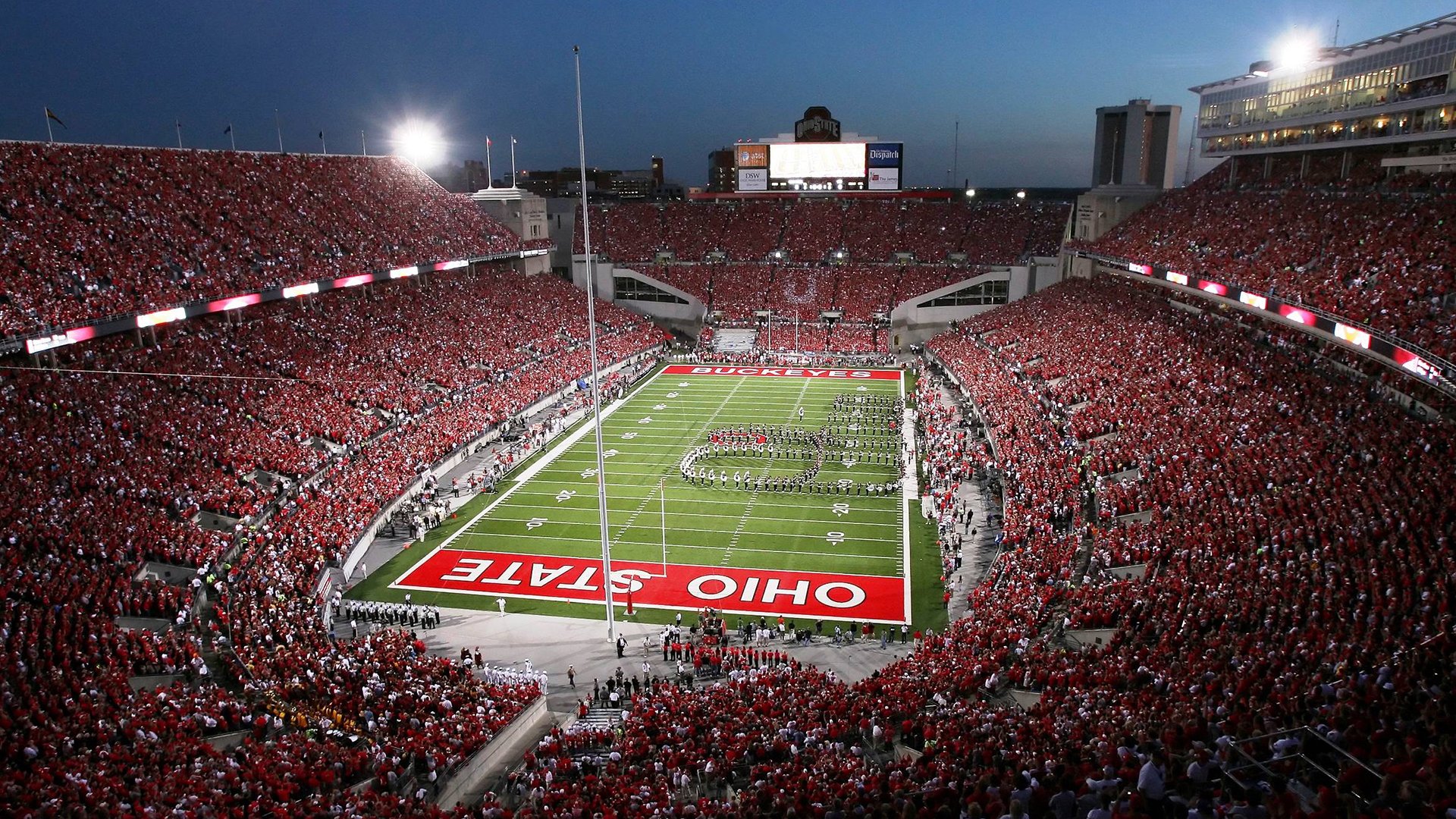 菲尔普斯，泳坛传奇的辉煌与启示—回顾‘飞鱼’的奥运史诗与不朽遗产